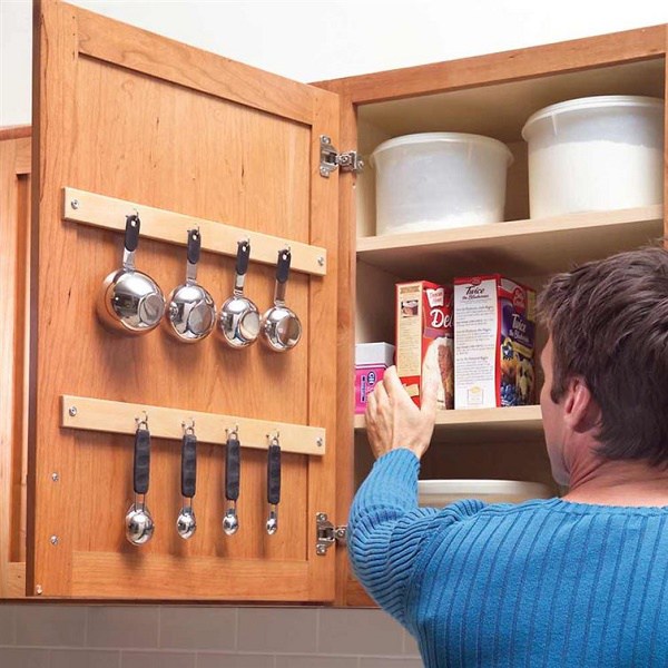 small kitchen utensils